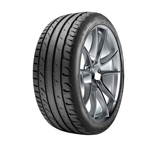 TAURUS ULTRA HIGHPERFORMANCE 215/60 R17